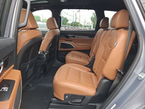 Used 2024 Kia Telluride EX X-Line AWD/4WD image 11