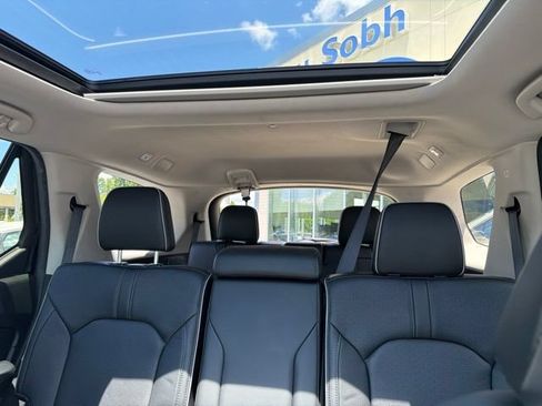 Used 2024 Honda Pilot Elite image 18