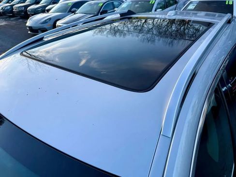 Used 2016 Cadillac SRX Luxury image 10