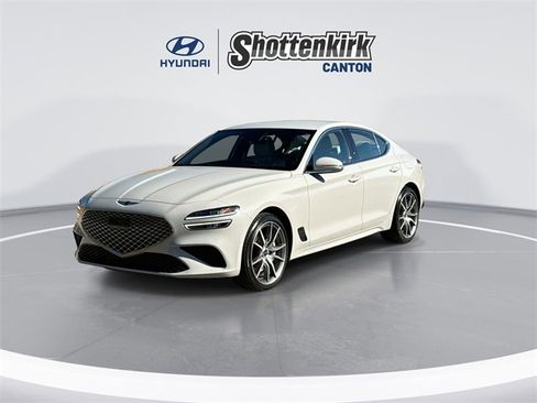 Used 2025 Genesis G70 2.5T image 4