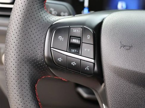 Used 2024 Ford Escape ST-Line w/ Tech Pack #1 FWD image 28