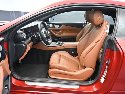 Used 2019 Mercedes-Benz E 450 Coupe w/ AMG Line Package image 12