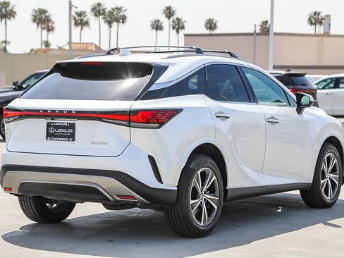 Used 2024 Lexus RX 350 Premium w/ Convenience Package FWD image 7
