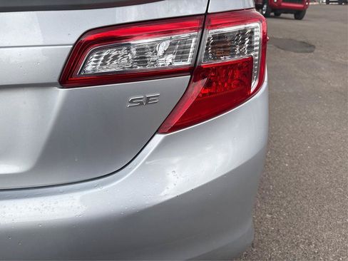Used 2014 Toyota Camry SE FWD image 27