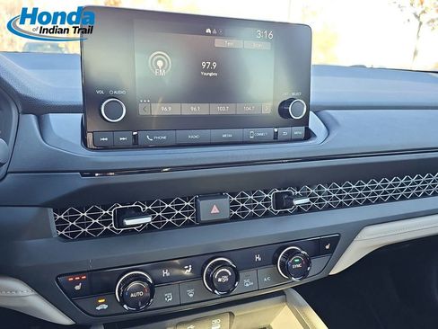 Certified 2024 Honda Accord EX image 20