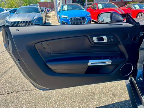 Used 2021 Ford Mustang GT Premium RWD image 16