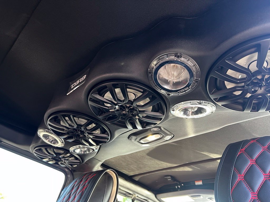 Used 2018 Jeep Wrangler Unlimited Rubicon AWD/4WD image 15