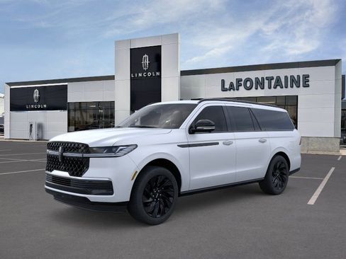 New 2026 Lincoln Navigator L Reserve AWD/4WD image 1