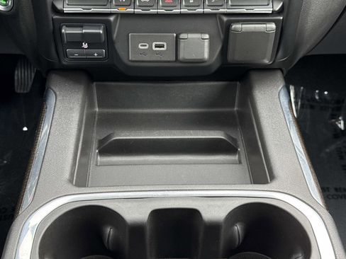 Used 2021 Chevrolet Silverado 1500 RST w/ Convenience Package II image 7