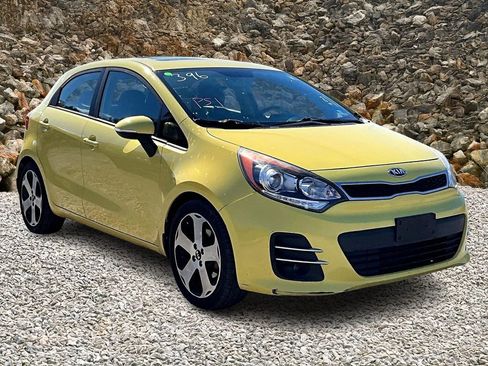 Used 2016 Kia Rio SX image 9
