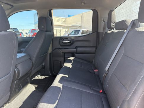 Used 2023 Chevrolet Silverado 1500 Custom AWD/4WD image 11