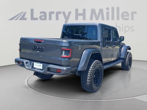 Used 2021 Jeep Gladiator Overland AWD/4WD image 5