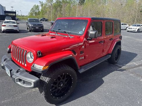 Used 2020 Jeep Wrangler Unlimited Sahara image 1
