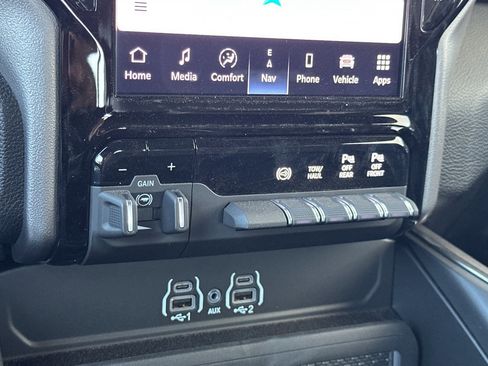 New 2026 RAM 2500 Laramie w/ Night Edition image 19