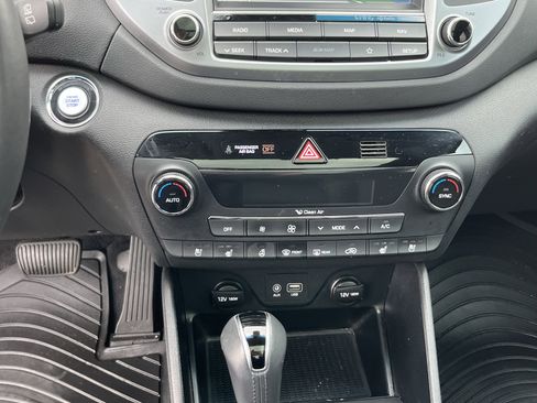Used 2018 Hyundai Tucson Limited w/ Ultimate Package 02 AWD/4WD image 23