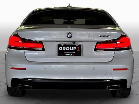 Used 2023 BMW 530i w/ Convenience Package image 4