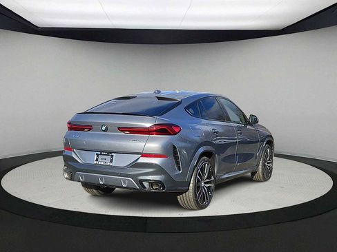 New 2026 BMW X6 xDrive40i image 8
