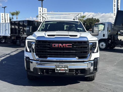 New 2026 GMC Sierra 2500 Pro w/ Convenience Package image 2