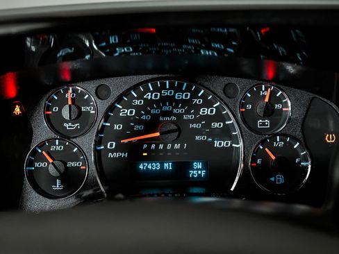 Used 2023 GMC Savana 2500 RWD image 18