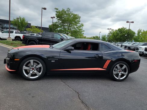 Used 2011 Chevrolet Camaro SS w/ RS Package RWD image 6
