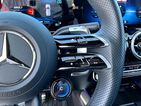 Certified 2025 Mercedes-Benz GLA 35 AMG 4MATIC image 42