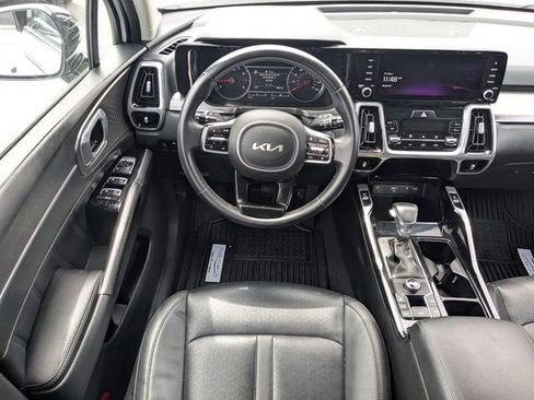 Used 2022 Kia Sorento SX FWD image 15