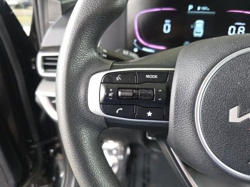 Used 2023 Kia Sportage LX image 24