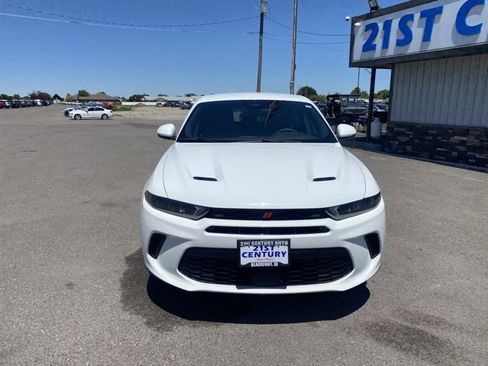 Used 2024 Dodge Hornet R/T image 2