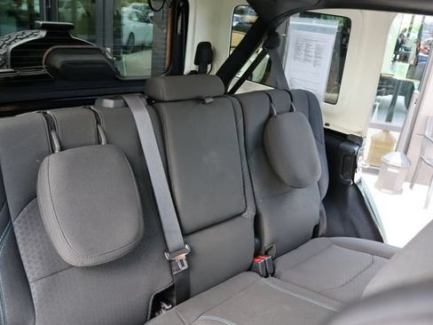 Used 2024 Jeep Wrangler Unlimited Rubicon 4xe AWD/4WD image 14