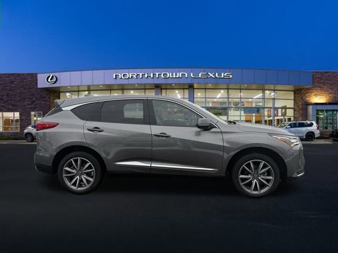 Used 2023 Acura RDX w/ Technology Package image 24