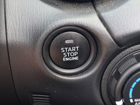 Used 2023 MAZDA MX-5 Miata Sport image 26