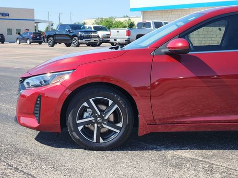 Used 2024 Nissan Sentra SV w/ All-Weather Package FWD image 8