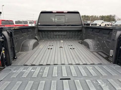 Used 2022 GMC Sierra 2500 SLE w/ SLE Value Package; image 10