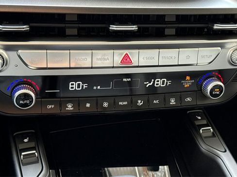 New 2025 Kia Telluride S image 26