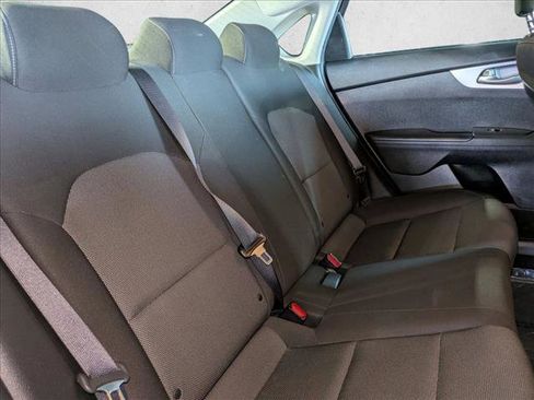 Used 2022 Kia Forte LXS image 19