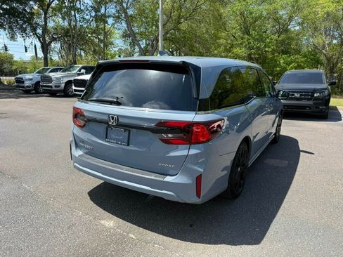 Used 2025 Honda Odyssey Sport-L image 11