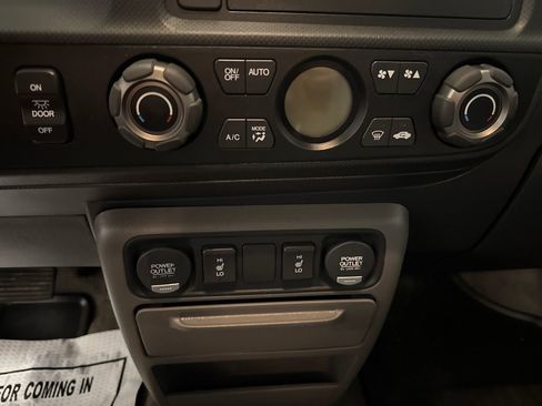 Used 2014 Honda Ridgeline RTL image 13