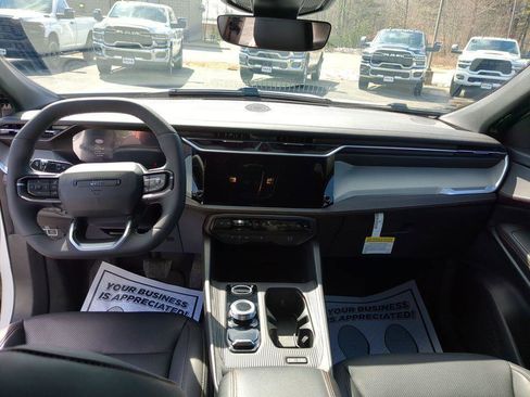 New 2026 Jeep Cherokee Limited AWD/4WD image 13