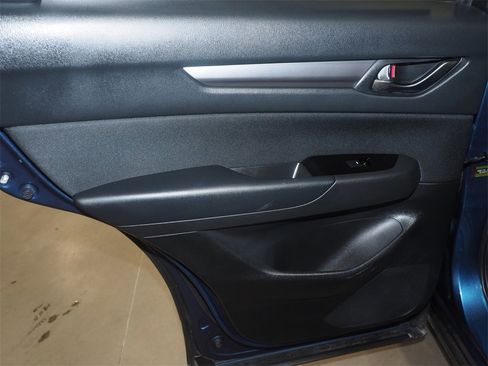 Certified 2023 MAZDA CX-5 AWD 2.5 S image 10