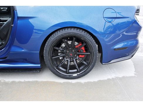 Used 2017 Ford Mustang GT Premium image 27