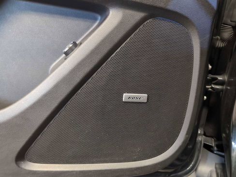 Used 2021 Chevrolet Traverse LT w/ LT Premium Package image 25