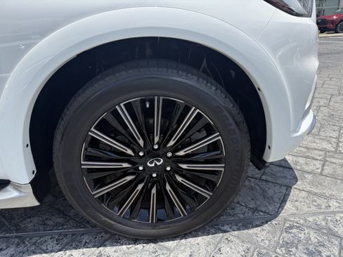 Used 2020 INFINITI QX80 Limited w/ All-Season Package AWD/4WD image 9