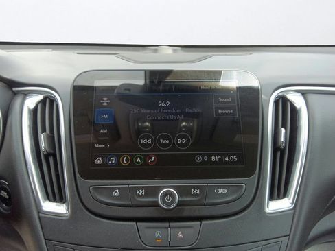 Used 2024 Chevrolet Malibu LT FWD image 27