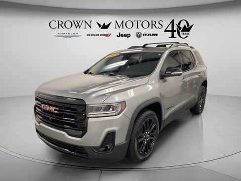 Used 2023 GMC Acadia SLT w/ Elevation Edition AWD/4WD image 11