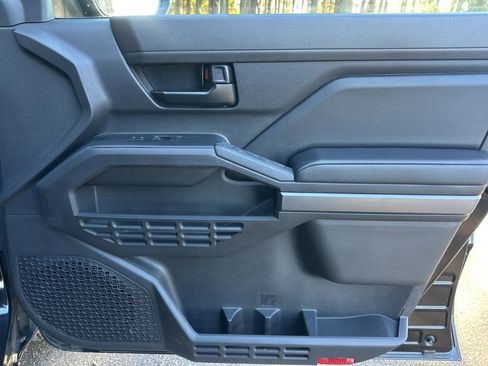 Used 2024 Toyota Tacoma SR5 image 18