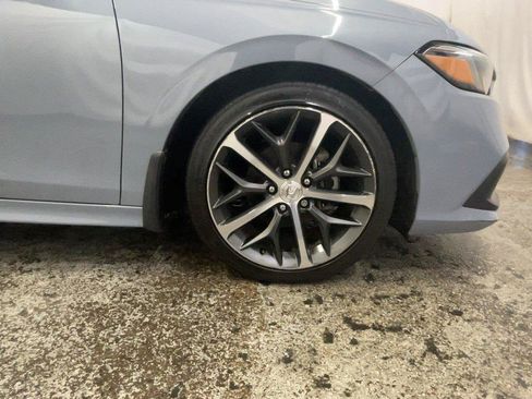 Used 2024 Honda Civic Touring image 16