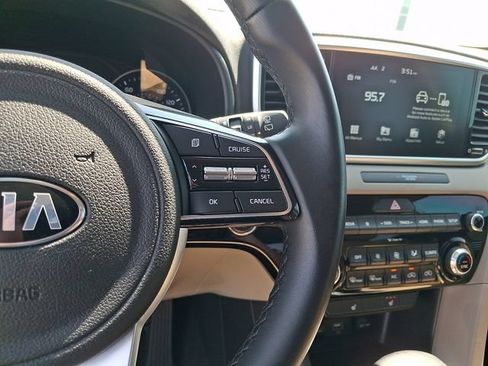 Used 2020 Kia Sportage EX FWD image 21