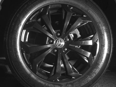 Used 2022 Toyota RAV4 XSE image 13