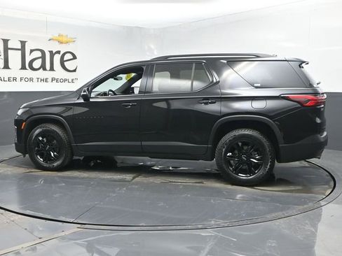 Used 2023 Chevrolet Traverse LT image 52