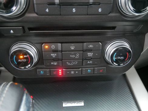 Used 2018 Ford F150 Lariat w/ Equipment Group 502A Luxury AWD/4WD image 28